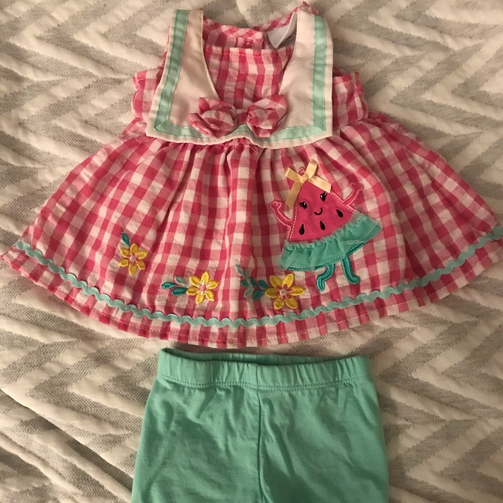 Nannette Baby top and short set